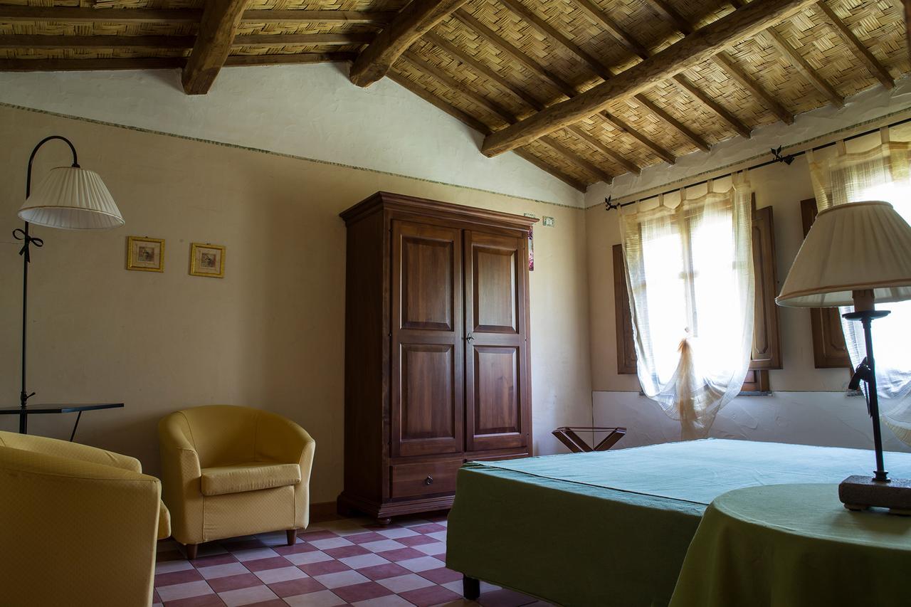 Country Hotel Mandra Edera Abbasanta Exterior photo